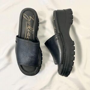 Zodiac 90s Chunky Destroyer Black Genuine Leather Platform Mules US 6